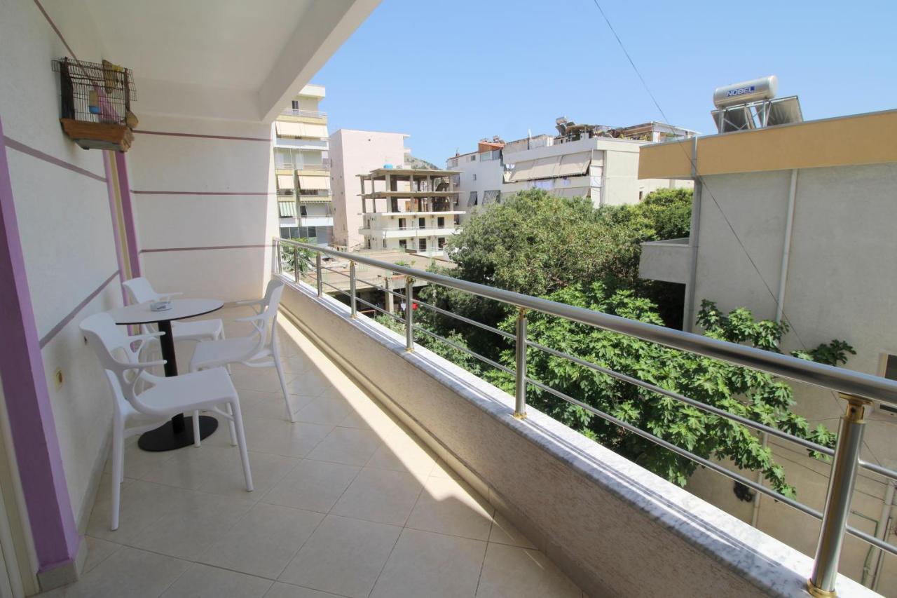 Doka Center Apartments Sarandë Buitenkant foto